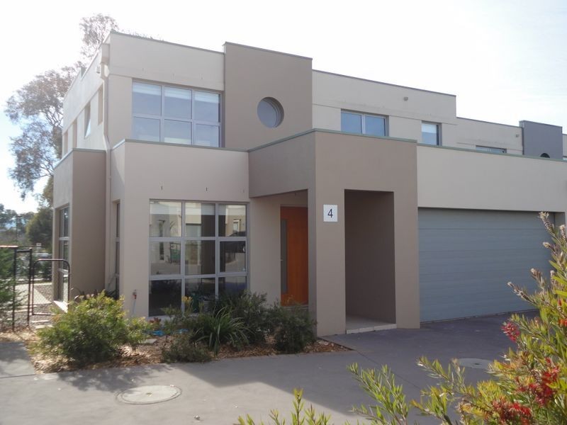 4/6 Webber Crescent, Calwell ACT 2905