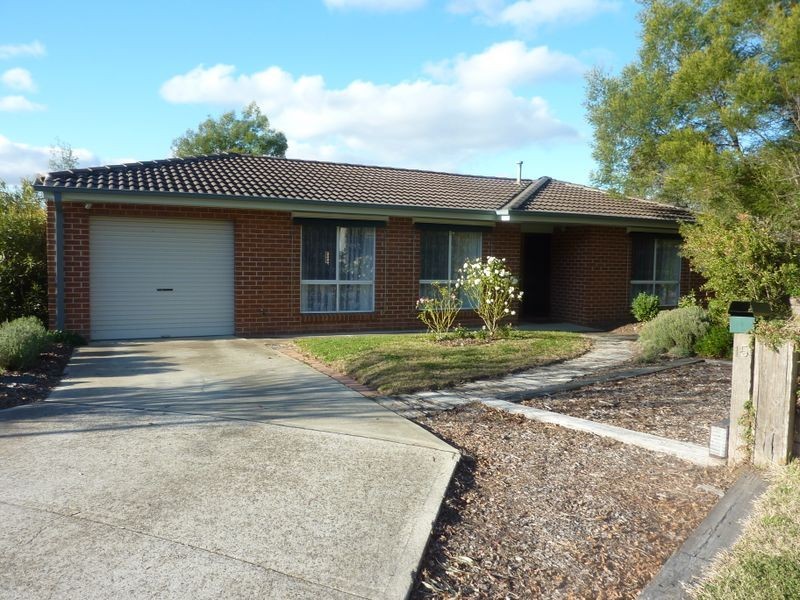 15 Sharman Place, Gordon ACT 2906