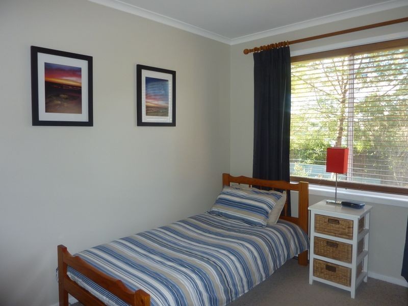 15 Sharman Place, Gordon ACT 2906