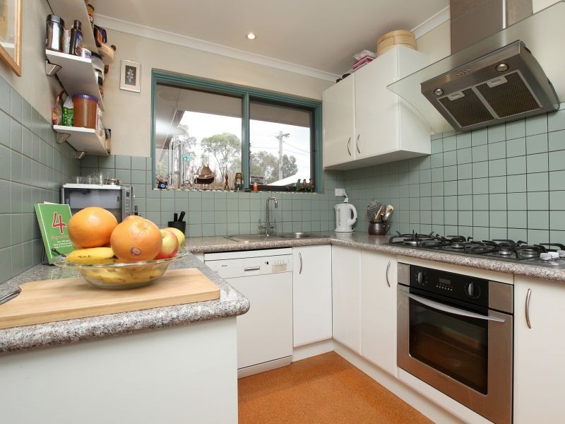 77 Harrington Circuit, Kambah ACT 2902