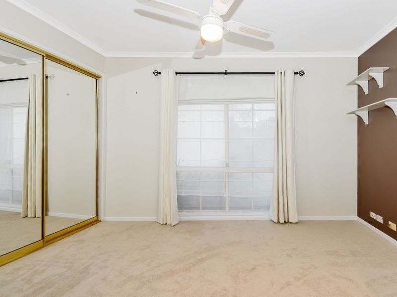 10 Darebin Place, Conder ACT 2906