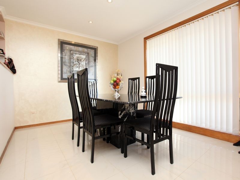 77 Pockett Avenue, Banks ACT 2906