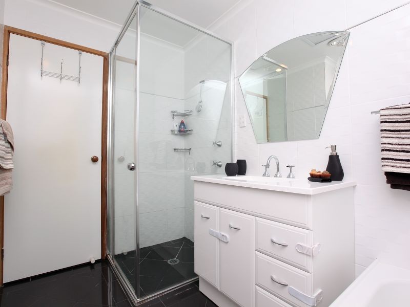 77 Pockett Avenue, Banks ACT 2906