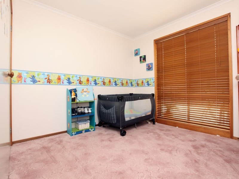 77 Pockett Avenue, Banks ACT 2906