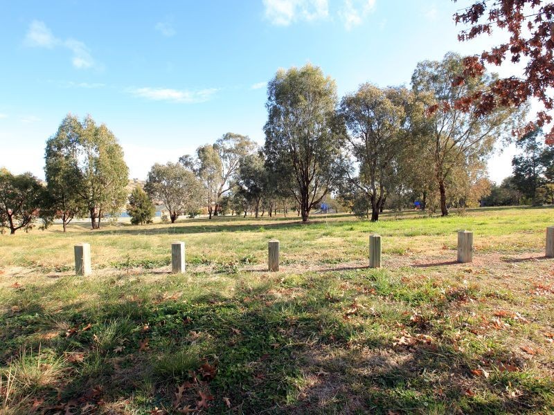 77 Pockett Avenue, Banks ACT 2906