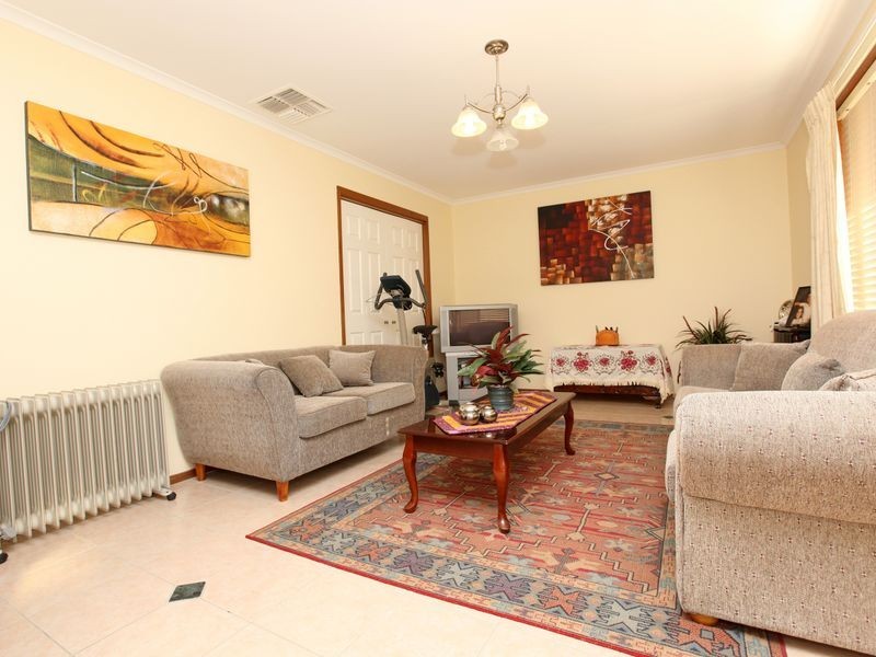 22 Downard Street, Calwell ACT 2905