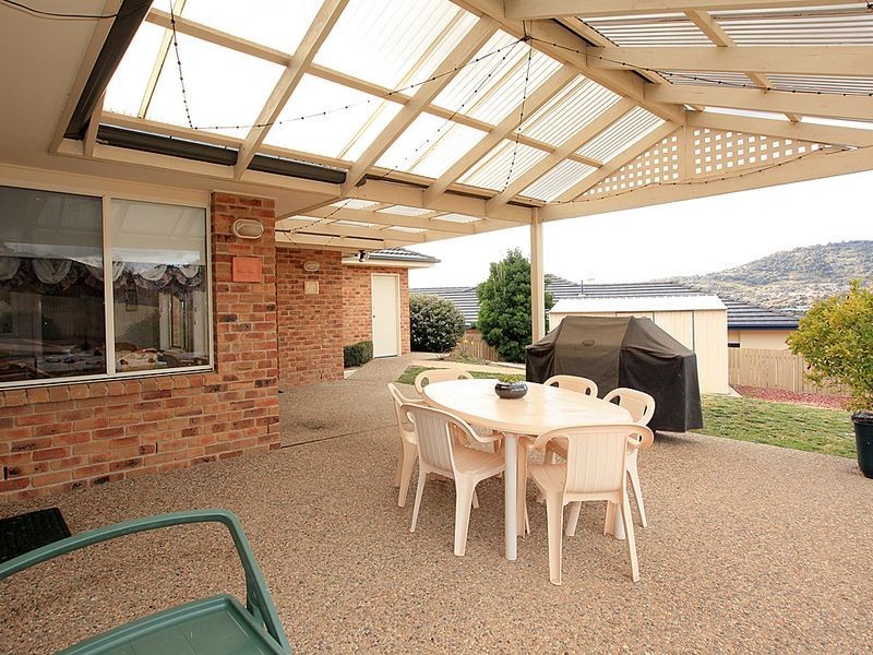 11 Clem Hill Street, Gordon ACT 2906