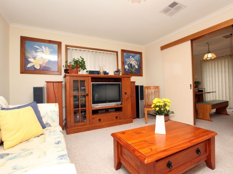 1 Zeitz Court, Banks ACT 2906