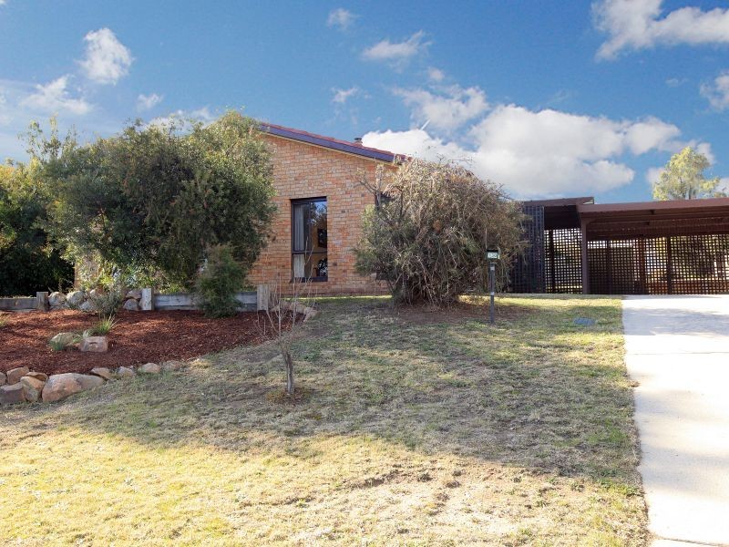 130 Deamer Crescent, Chisholm ACT 2905
