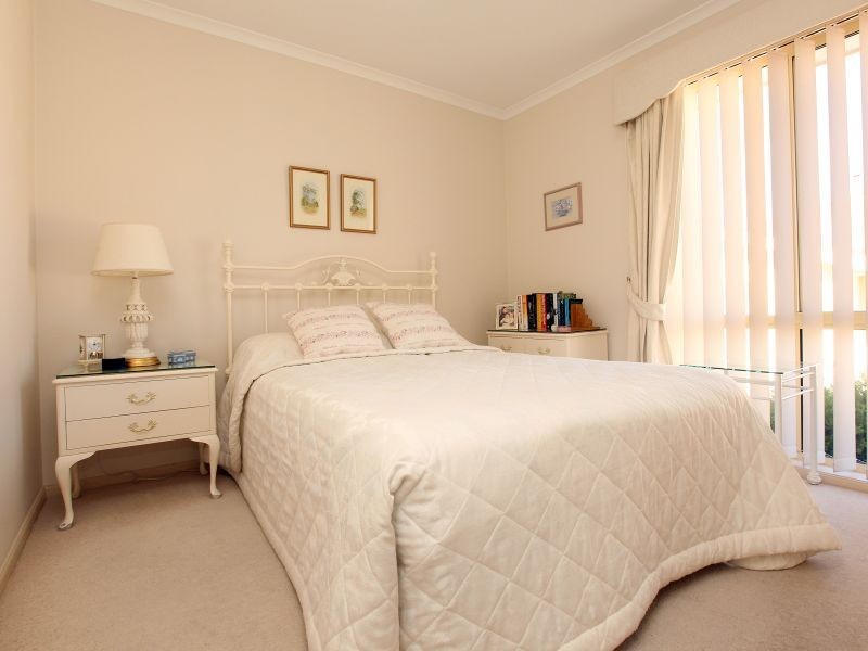 1/17 Whitford Place, Conder ACT 2906