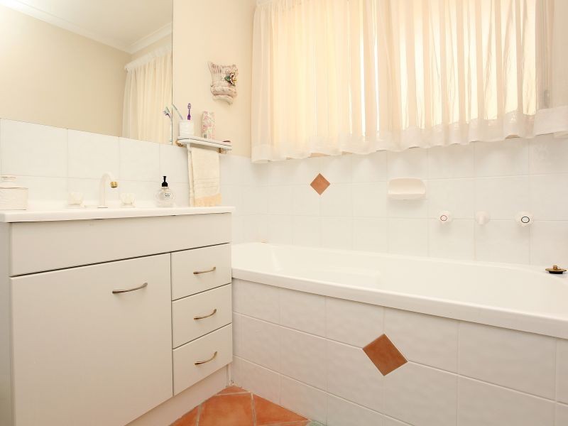 1/17 Whitford Place, Conder ACT 2906