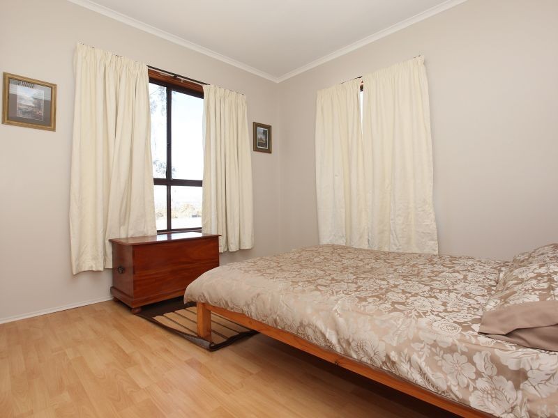 20 Budgen Avenue, Gowrie ACT 2904