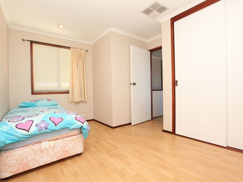 20 Budgen Avenue, Gowrie ACT 2904