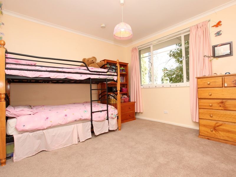 54 Bamford Street, Hughes ACT 2605