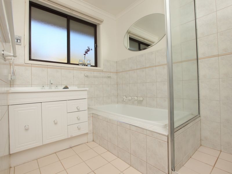 12 Strachan Place, Wanniassa ACT 2903