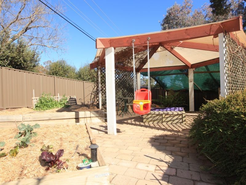12 Strachan Place, Wanniassa ACT 2903