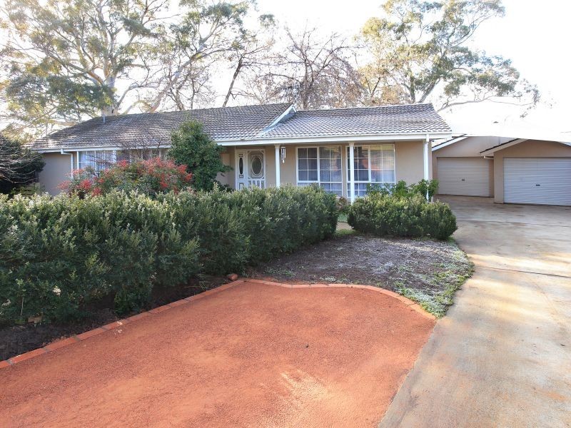 32 Collier Street, Curtin ACT 2605
