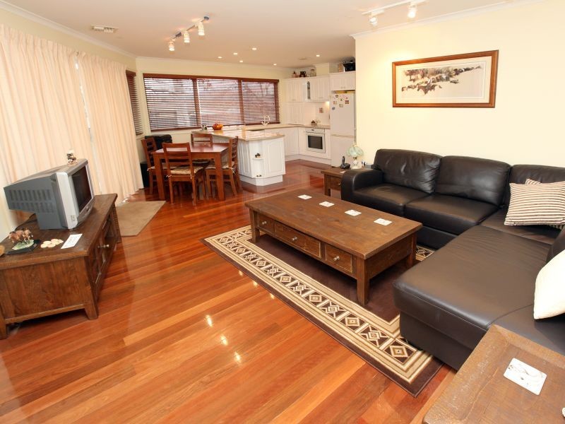 32 Collier Street, Curtin ACT 2605