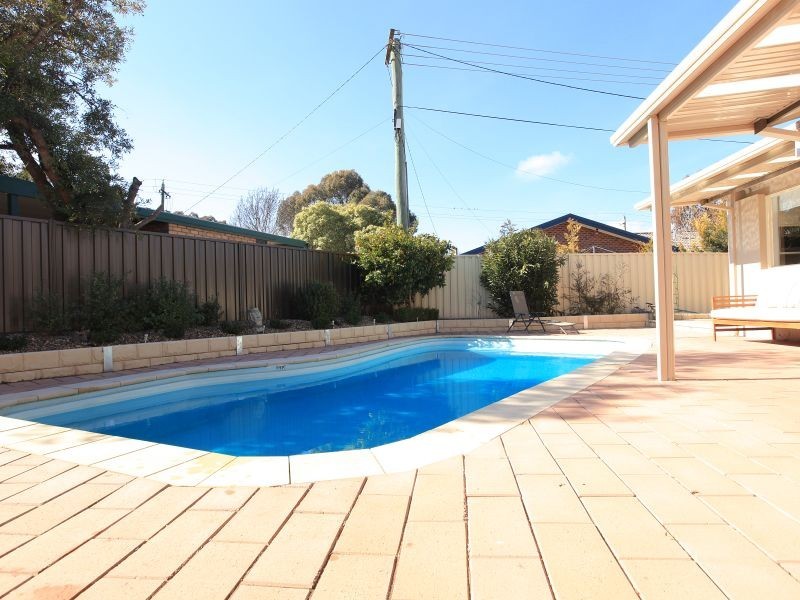 22 Hardie Close, Macarthur ACT 2904