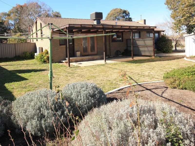 1 McDermott Street, Kambah ACT 2902