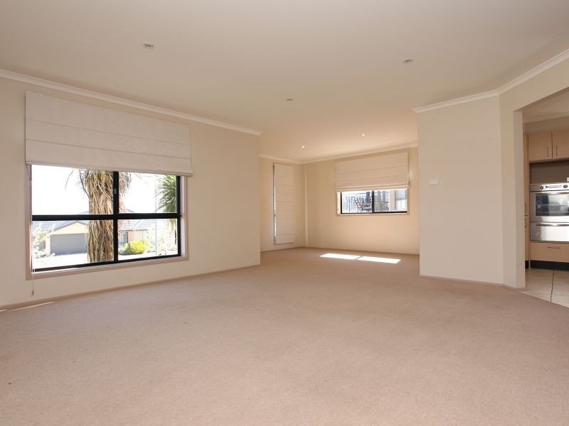 71 Paperbark Street, Banks ACT 2906