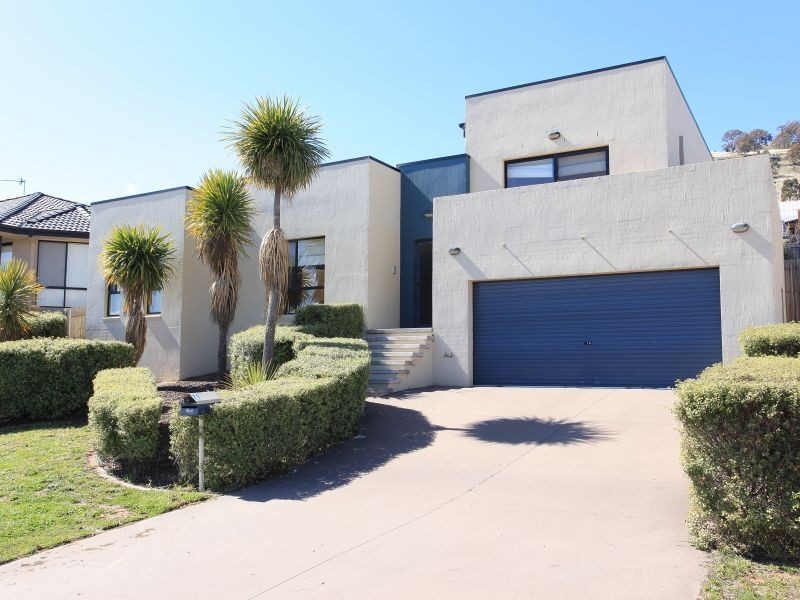 71 Paperbark Street, Banks ACT 2906