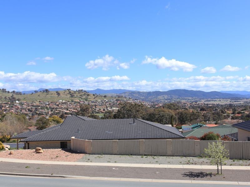71 Paperbark Street, Banks ACT 2906