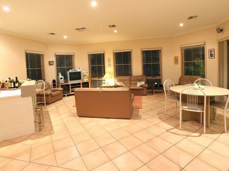 85 Ivo Whitton Circuit, Kambah ACT 2902