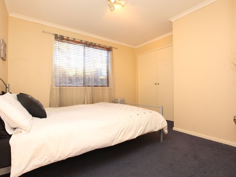 10 Kirkton Street, Wanniassa ACT 2903