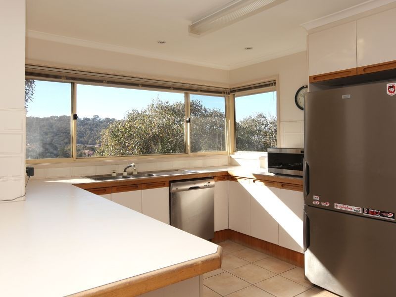 4 Luckins Place, Fadden ACT 2904