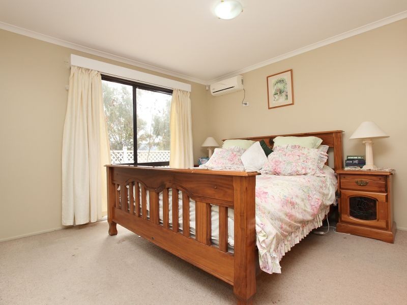 173 Lawrence Wackett Crescent, Theodore ACT 2905