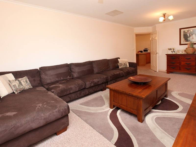 17 Kenny Place, Queanbeyan NSW 2620