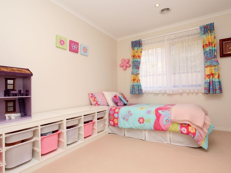 26 Nicholii Loop, Jerrabomberra NSW 2619