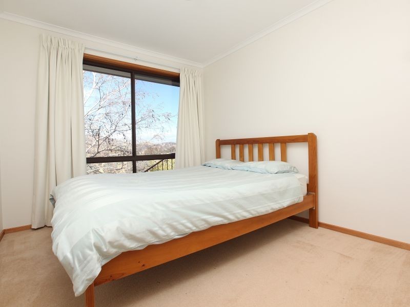 16 McVilly Close, Gordon ACT 2906
