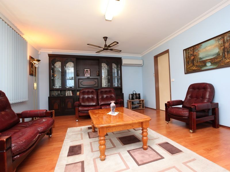 67 Karney Place, Kambah ACT 2902