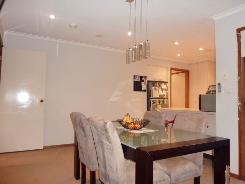 2/23 Heidleberg Street, Conder ACT 2906