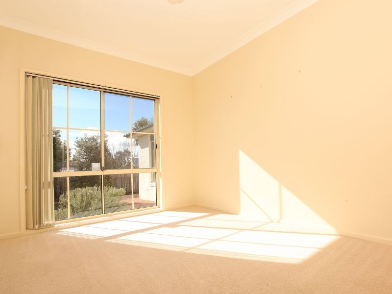 4 Kingscote Crescent, Bonython ACT 2905