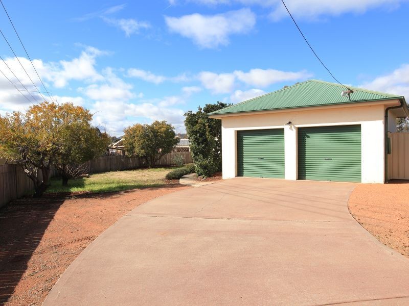 4 Kingscote Crescent, Bonython ACT 2905