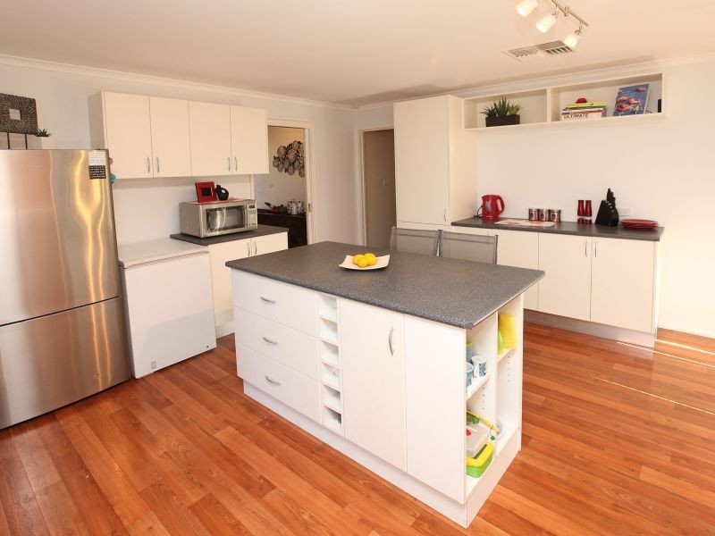 152 Livingston Avenue, Kambah ACT 2902