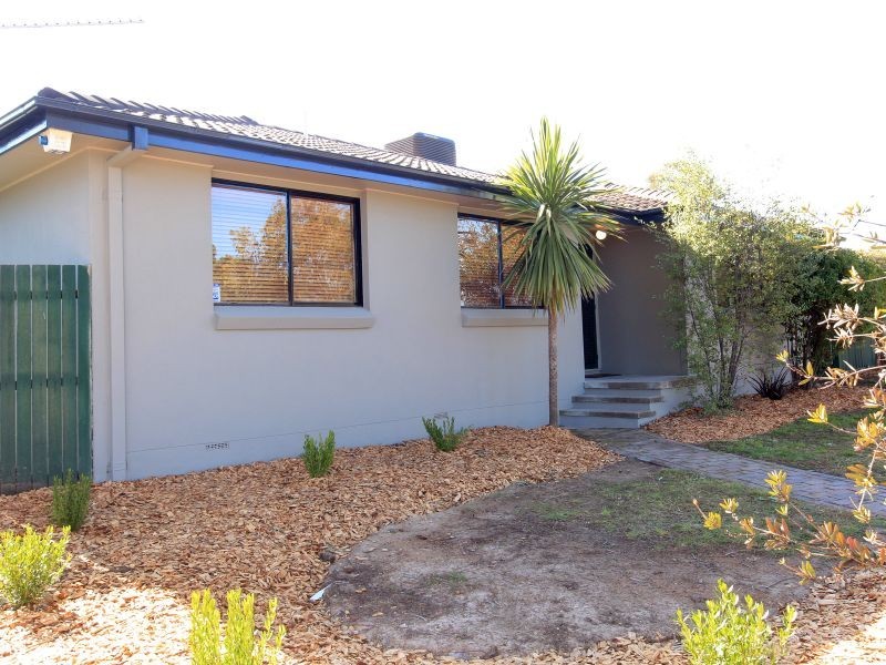 152 Livingston Avenue, Kambah ACT 2902