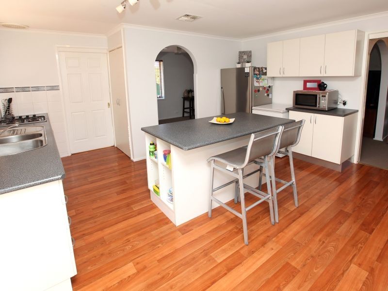 152 Livingston Avenue, Kambah ACT 2902