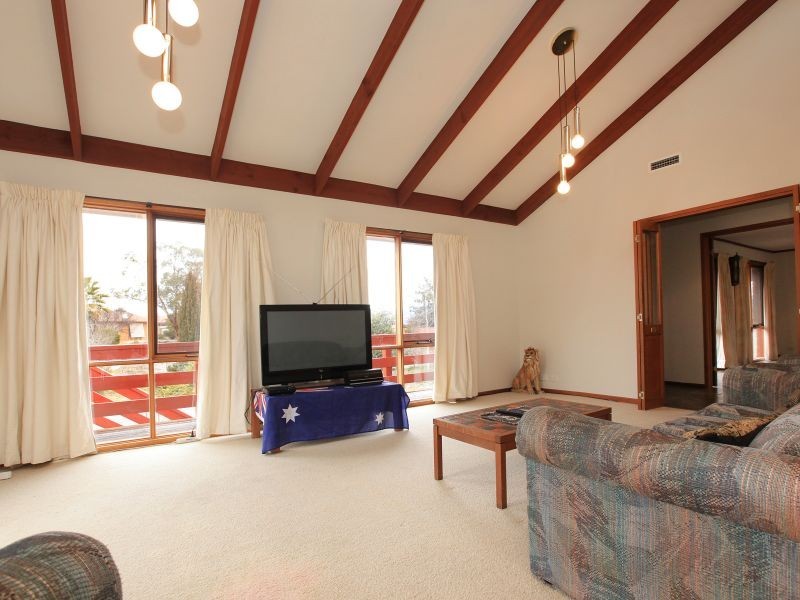 5 Rushbrook Circuit, Isabella Plains ACT 2905