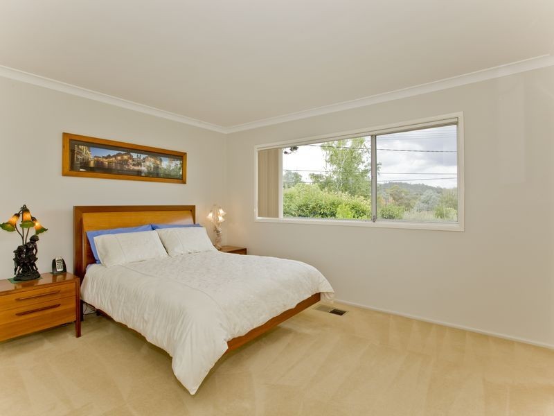 6 Olliff Place, Farrer ACT 2607