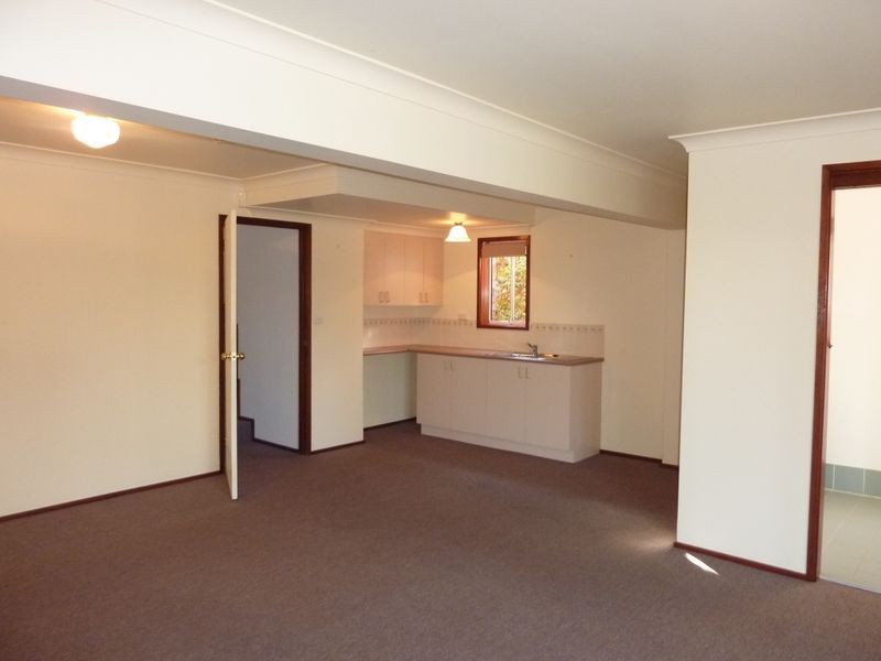 15 Johnstone Cct, Calwell ACT 2905