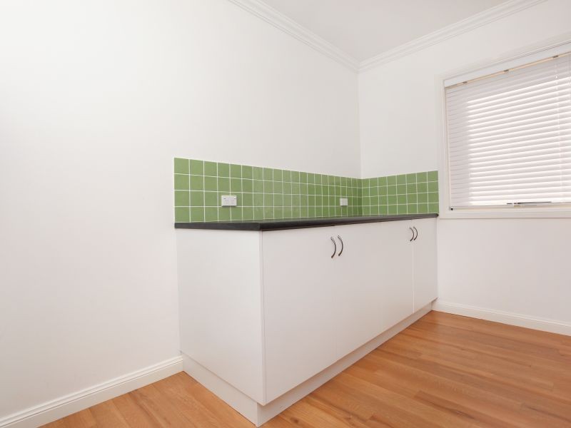 18 Douglas Waterhouse Drive, Dunlop ACT 2615