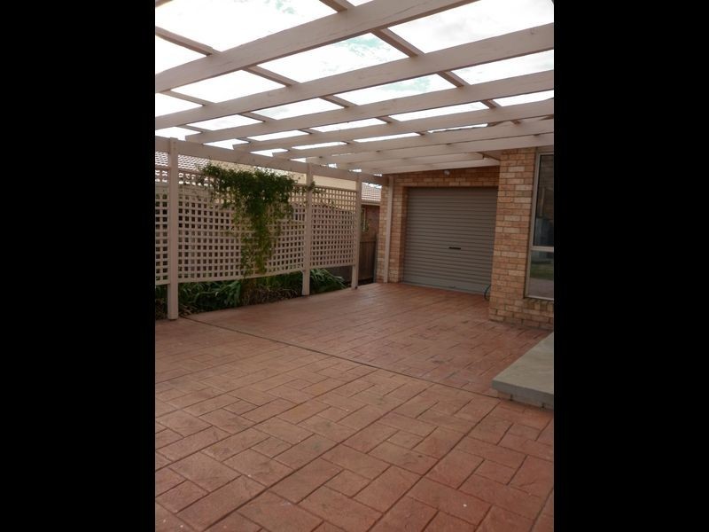 12 Huxley Place, Palmerston ACT 2913