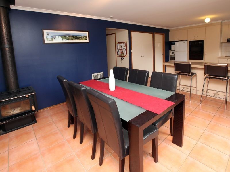 5 Dods Place, Greenway ACT 2900
