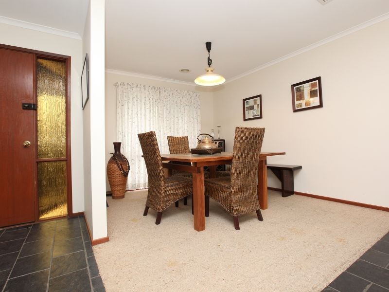 25 Max Henry Crescent, Macarthur ACT 2904