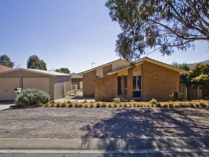 11 Myles Connell Crescent, Gordon ACT 2906