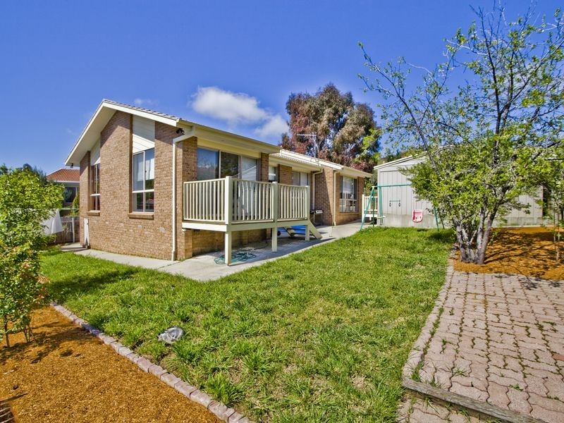 11 Myles Connell Crescent, Gordon ACT 2906